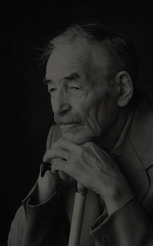 血管开始老化造成
脑部慢性缺氧的中老年人